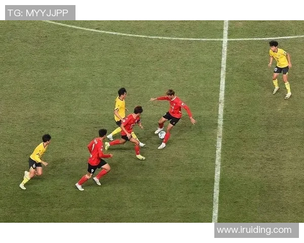 从青涩少年到魅力四射足球明星的华丽蜕变之路