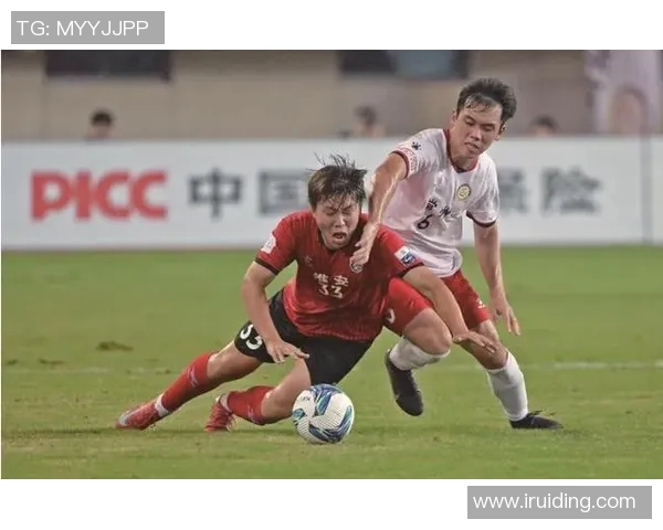 张睿足球明星的成长历程与成就分析揭秘