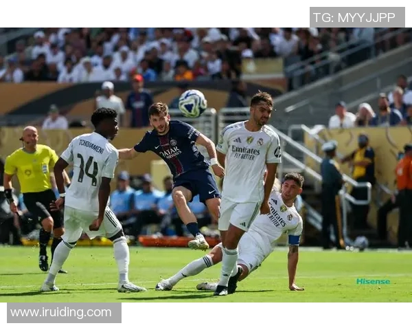 日皇马与巴塞罗那激战正酣直播全程回顾与精彩瞬间分析 日皇马与巴塞罗那激战正酣直播全程回顾与精彩瞬间分析